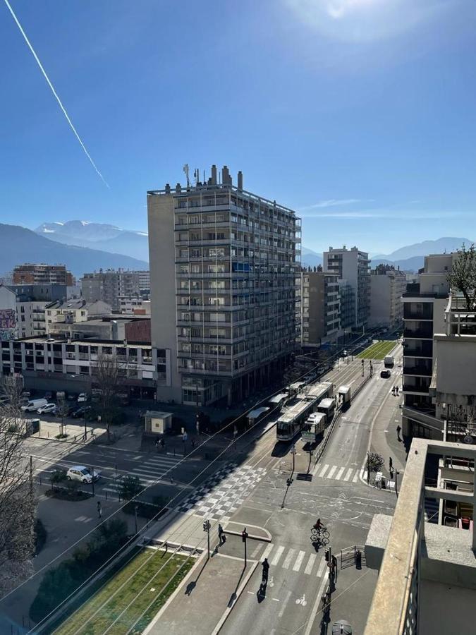 Champon - Lumineux 2 Chambres Avec Garage Prive - Tram A 1 Min Grenoble Eksteriør bilde